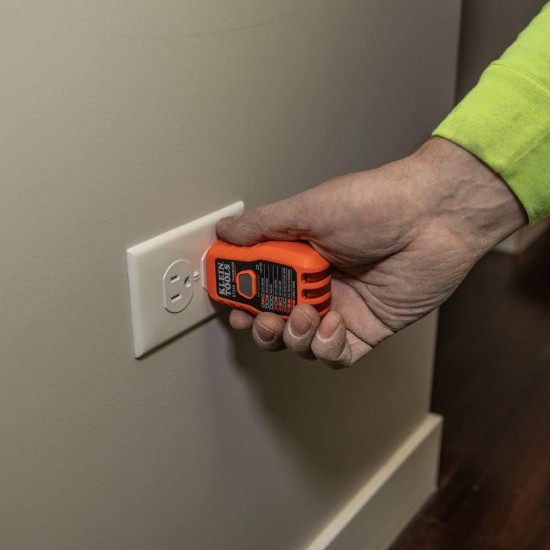 Klein Tools ET310KIT Kit de recherche de disjoncteur AC, testeur électrique, testeur GFCI, câbles, adaptateurs et étui